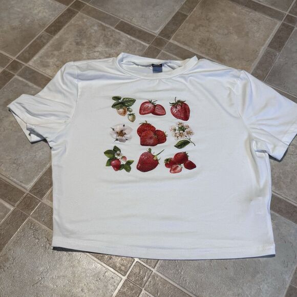 Strawberry Print Cami Mini Dress Size Large , & Strawberry Crop Top Large - Picture 13 of 16